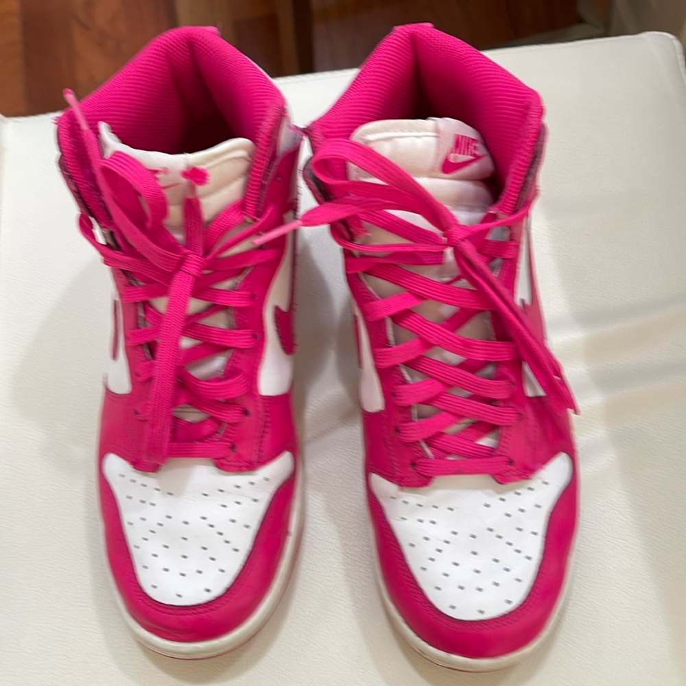 Nike Jordan One Mid